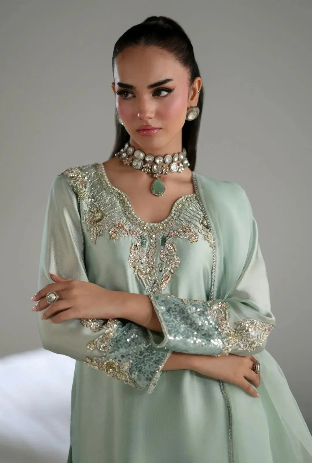INAYAT - FROST - Image 4