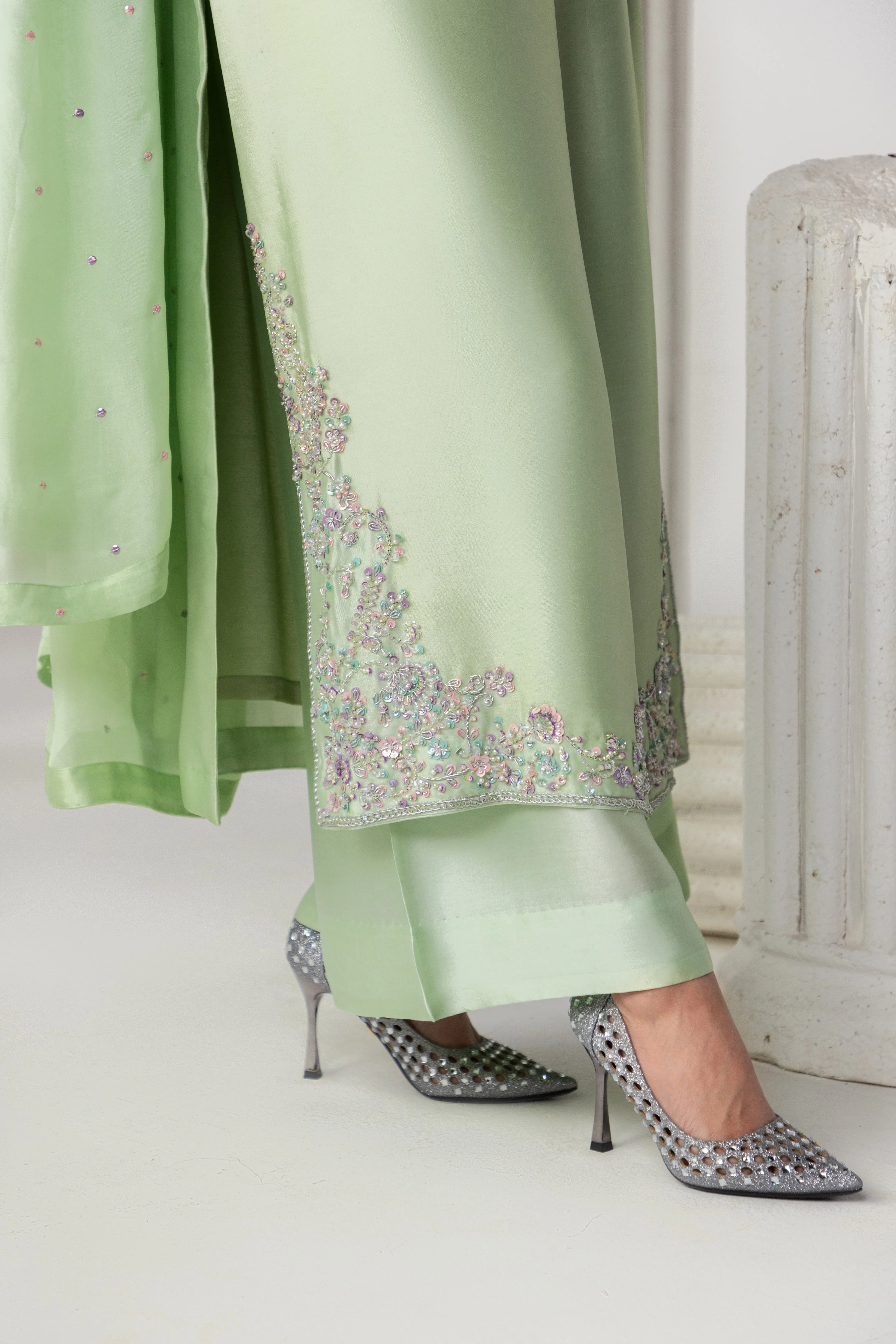 AMEERA - Image 9