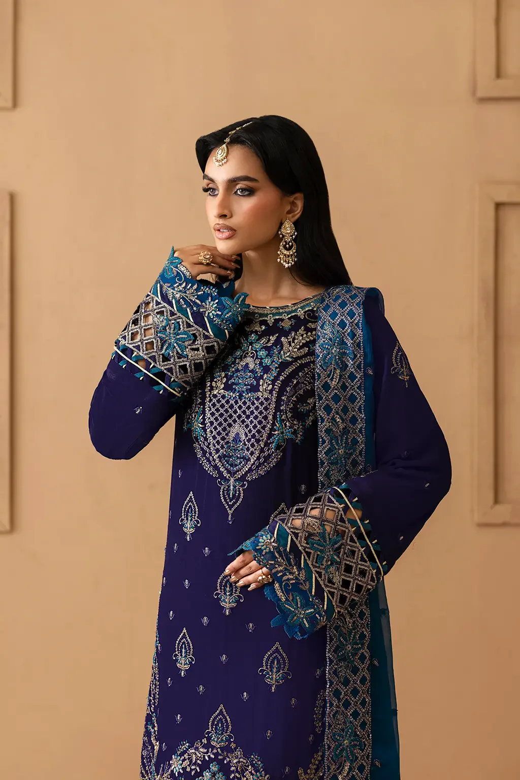EMAAN ADEEL - DALIA - Image 4