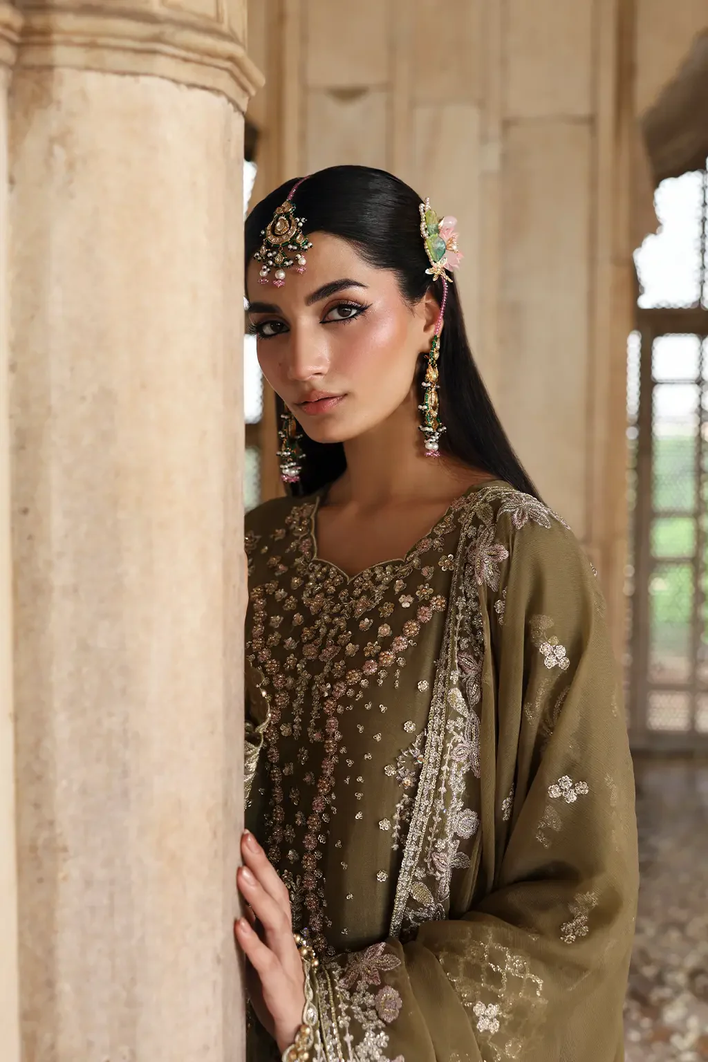 EMAAN ADEEL - OLIVEA - Image 8